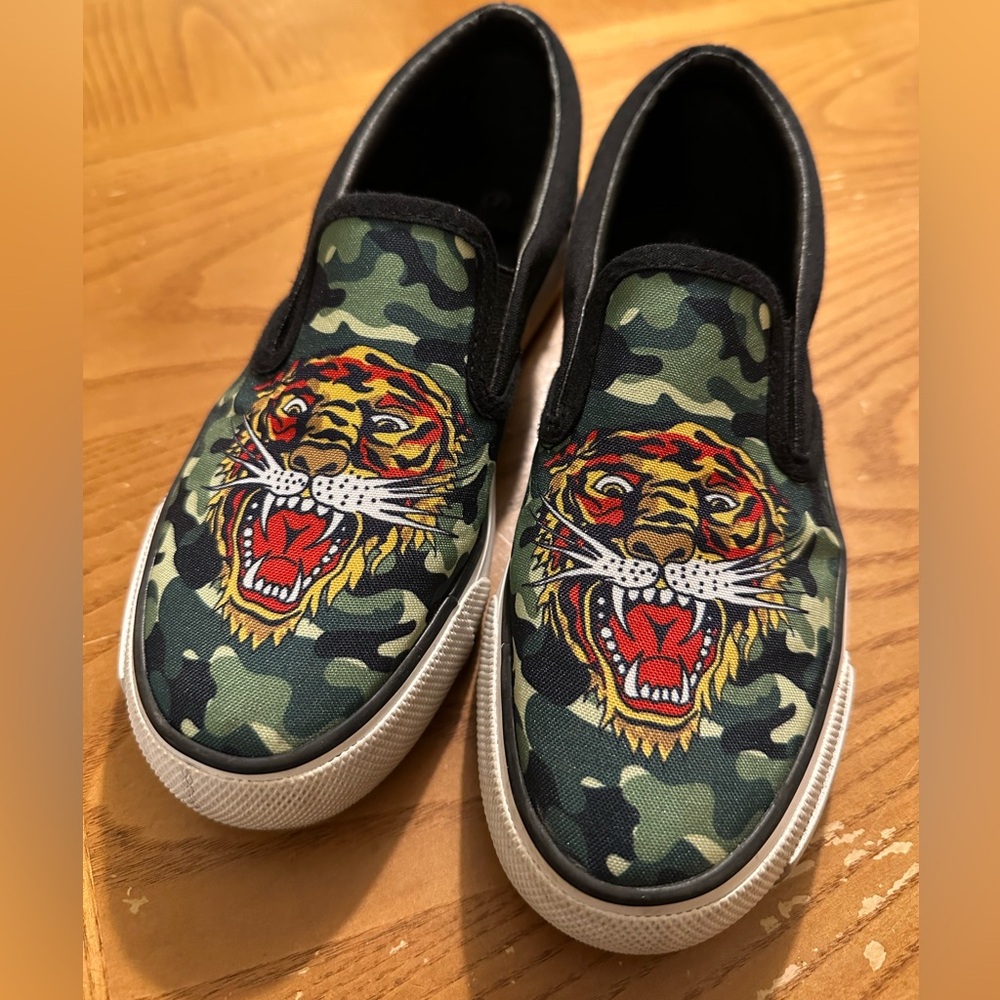 Ed Hardy slip on sneakers Size 7